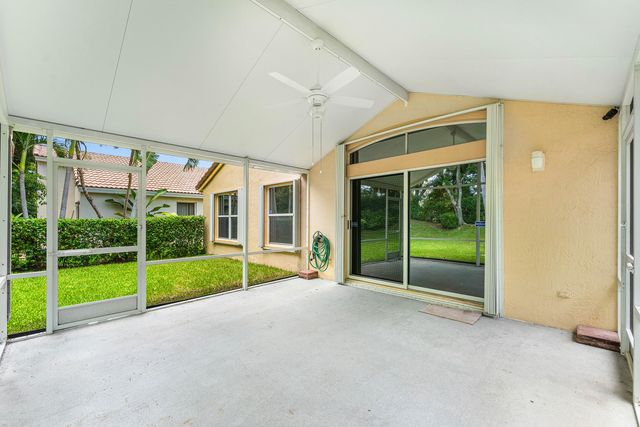 4927 NW 55th Boulevard, Coconut Creek, FL 33073