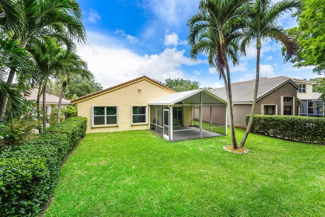 4927 NW 55th Boulevard, Coconut Creek, FL 33073