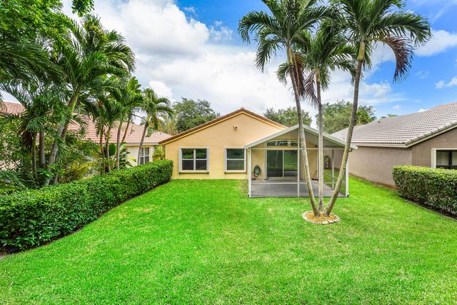 4927 NW 55th Boulevard, Coconut Creek, FL 33073