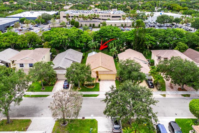 4927 NW 55th Boulevard, Coconut Creek, FL 33073