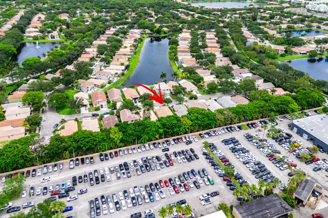4927 NW 55th Boulevard, Coconut Creek, FL 33073
