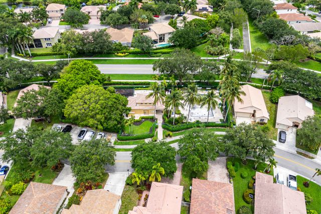 4927 NW 55th Boulevard, Coconut Creek, FL 33073