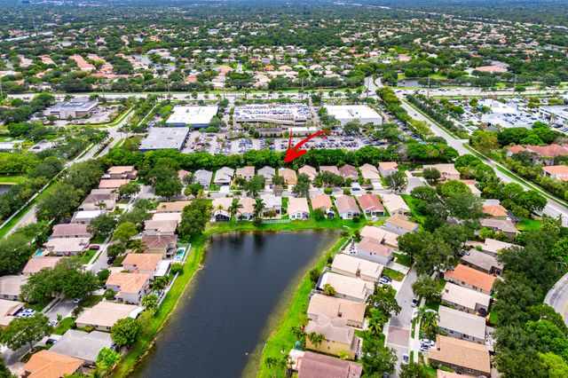 4927 NW 55th Boulevard, Coconut Creek, FL 33073