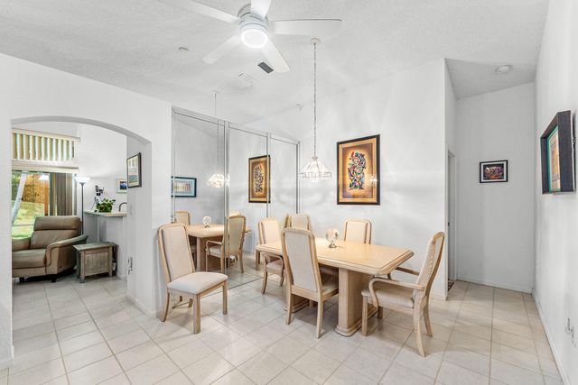 4927 NW 55th Boulevard, Coconut Creek, FL 33073