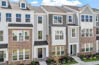 343 Chesapeake Commons Street 109, Garner, NC 27529