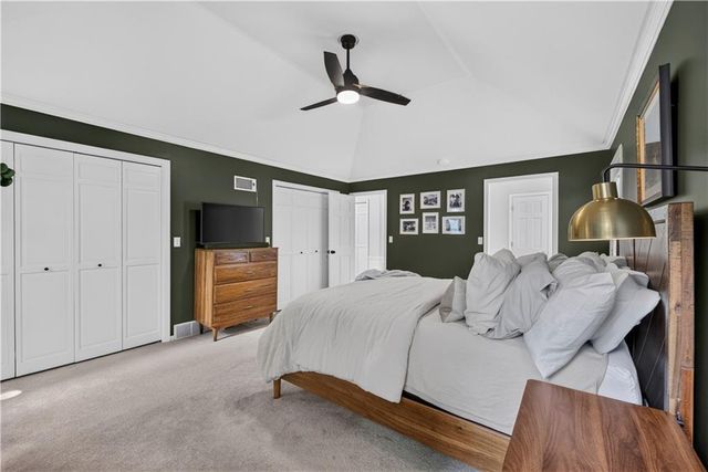 304 NW Aspen Street, Lee's Summit, MO 64064
