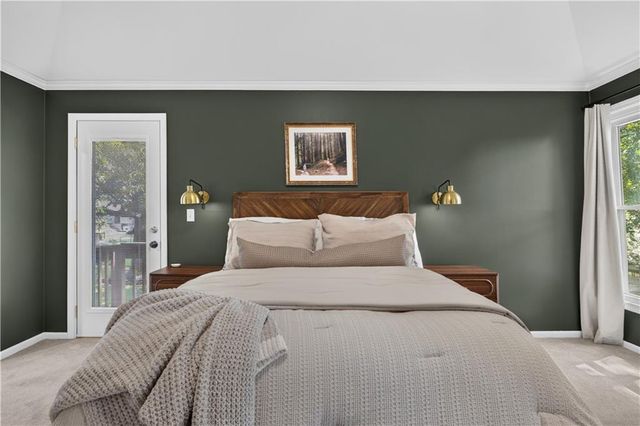304 NW Aspen Street, Lee's Summit, MO 64064