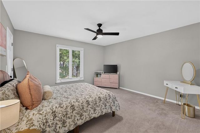 304 NW Aspen Street, Lee's Summit, MO 64064