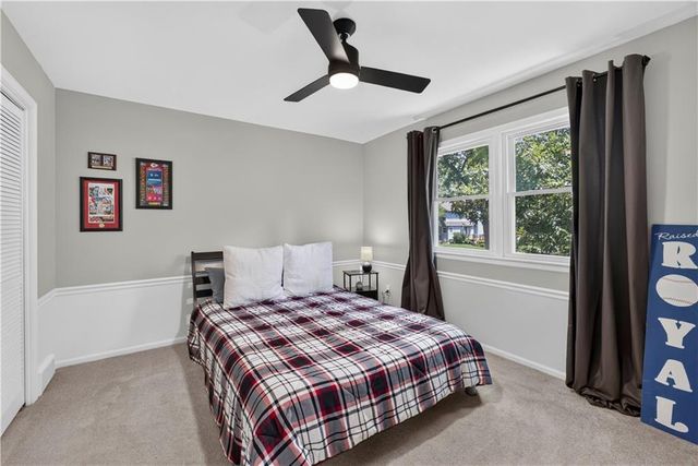 304 NW Aspen Street, Lee's Summit, MO 64064