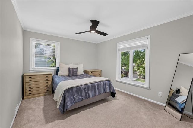 304 NW Aspen Street, Lee's Summit, MO 64064