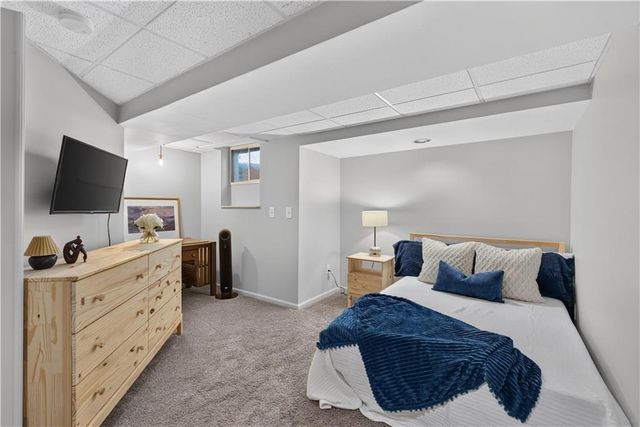 304 NW Aspen Street, Lee's Summit, MO 64064