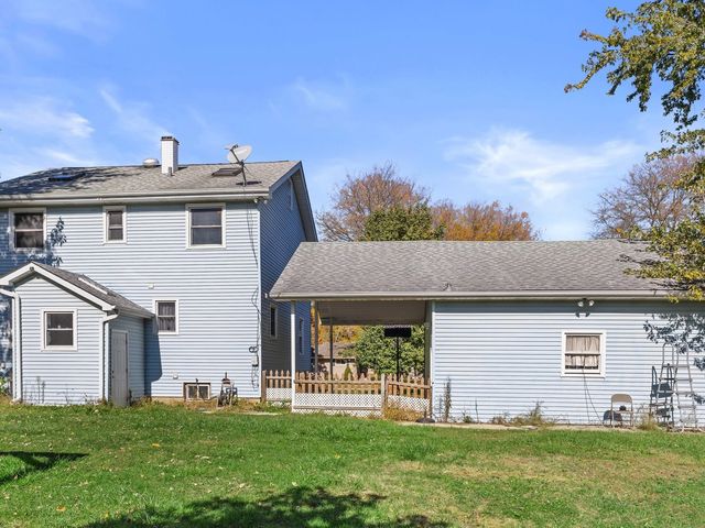 10241 W Bairstow Avenue, Beach Park, IL 60087