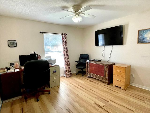 130 EVERGREEN DRIVE, Auburndale, FL 33823