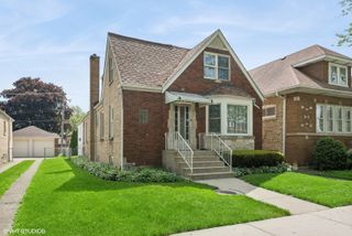 6321 N MERRIMAC Avenue, Chicago, IL 60646