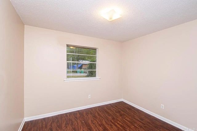 17 Compass Point St Point, Sherwood, AR 72120