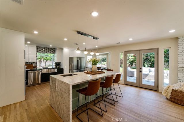 18625 Delano Street, Tarzana, CA 91335