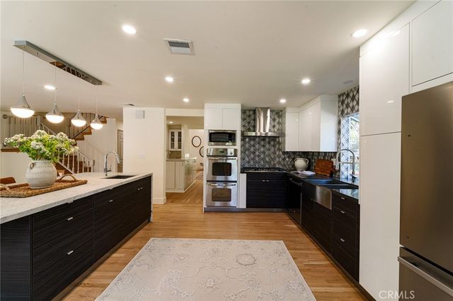18625 Delano Street, Tarzana, CA 91335