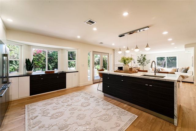 18625 Delano Street, Tarzana, CA 91335