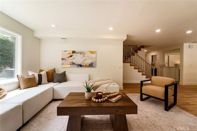 18625 Delano Street, Tarzana, CA 91335