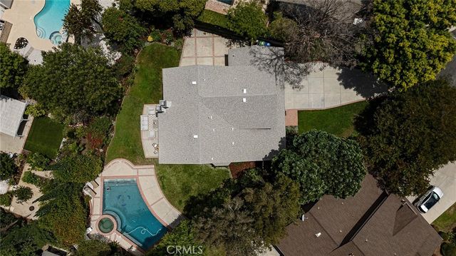 18625 Delano Street, Tarzana, CA 91335