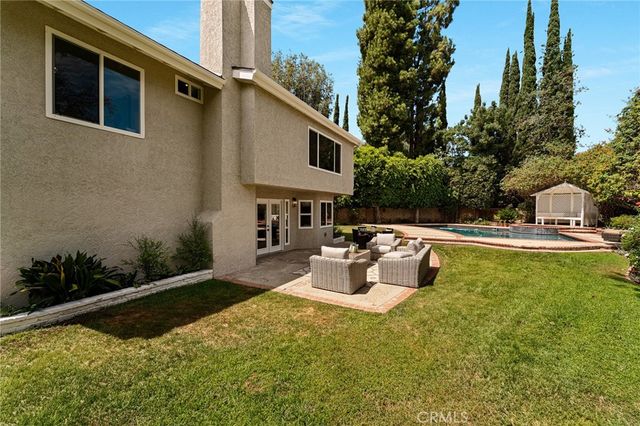 18625 Delano Street, Tarzana, CA 91335