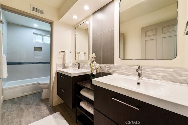 18625 Delano Street, Tarzana, CA 91335