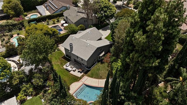 18625 Delano Street, Tarzana, CA 91335