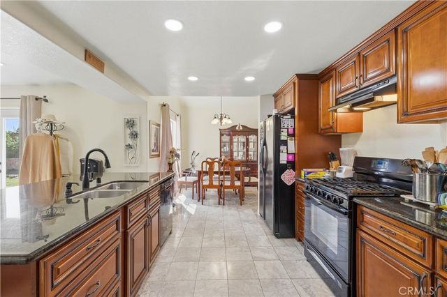 4174 Shellicia Circle, Riverside, CA 92509