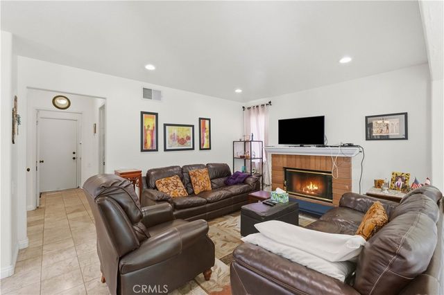 4174 Shellicia Circle, Riverside, CA 92509
