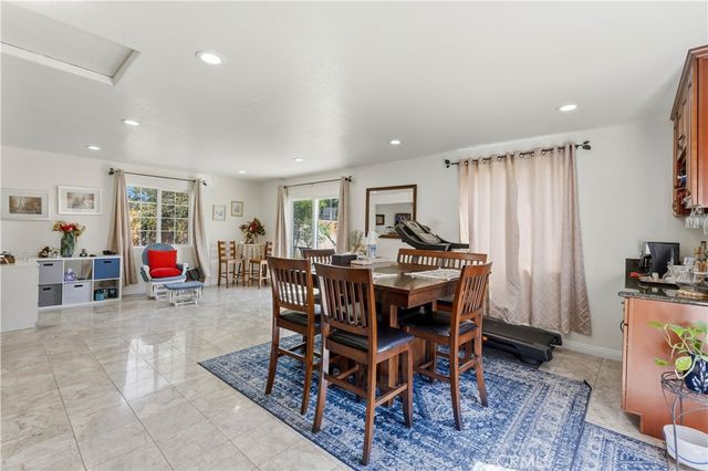 4174 Shellicia Circle, Riverside, CA 92509