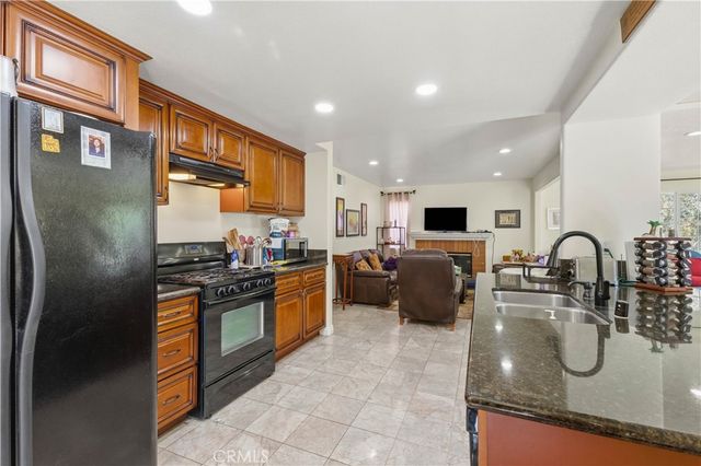 4174 Shellicia Circle, Riverside, CA 92509