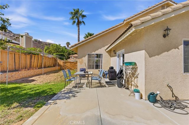 4174 Shellicia Circle, Riverside, CA 92509