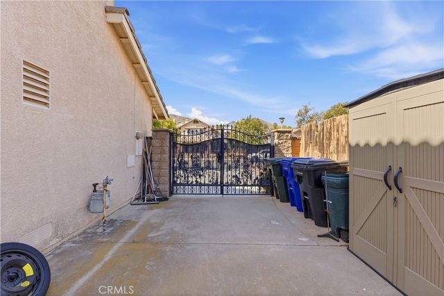4174 Shellicia Circle, Riverside, CA 92509