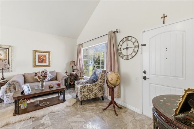 4174 Shellicia Circle, Riverside, CA 92509