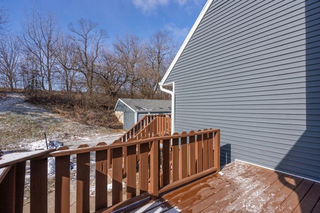 3558 N WILLOW Court, Bettendorf, IA 52722