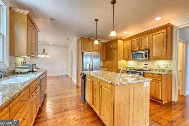 48 Pine Top Drive, Clayton, GA 30525