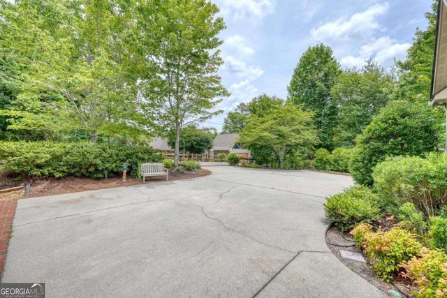 48 Pine Top Drive, Clayton, GA 30525