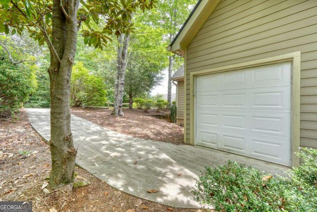 48 Pine Top Drive, Clayton, GA 30525