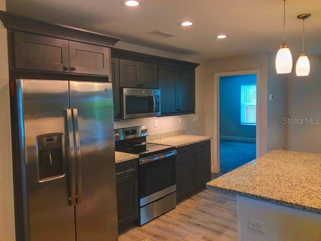 399 CARMALITA STREET 112, Punta Gorda, FL 33950