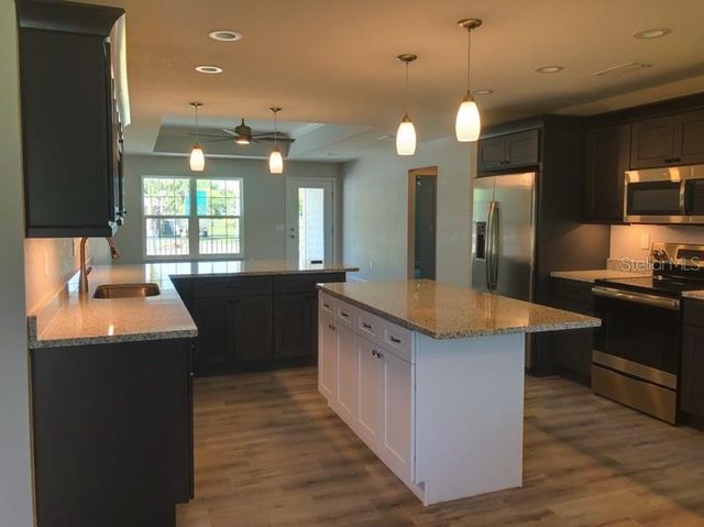 399 CARMALITA STREET 112, Punta Gorda, FL 33950