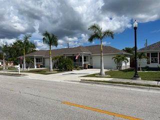 399 CARMALITA STREET 112, Punta Gorda, FL 33950