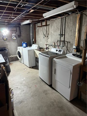 595 Main Street, Woonsocket, RI 02895