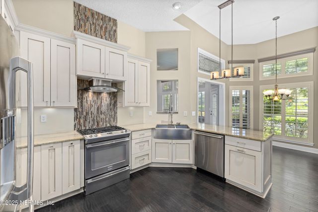 8240 WALLINGFORD HILLS Lane, Jacksonville, FL 32256