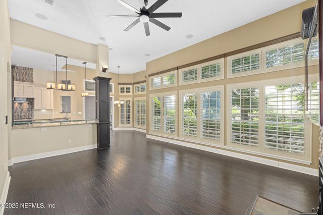 8240 WALLINGFORD HILLS Lane, Jacksonville, FL 32256