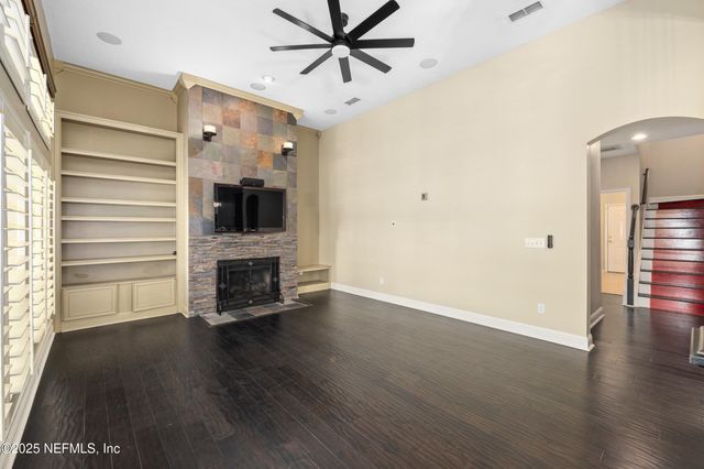 8240 WALLINGFORD HILLS Lane, Jacksonville, FL 32256