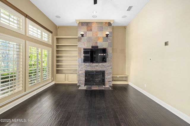 8240 WALLINGFORD HILLS Lane, Jacksonville, FL 32256