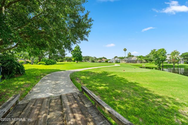 8240 WALLINGFORD HILLS Lane, Jacksonville, FL 32256