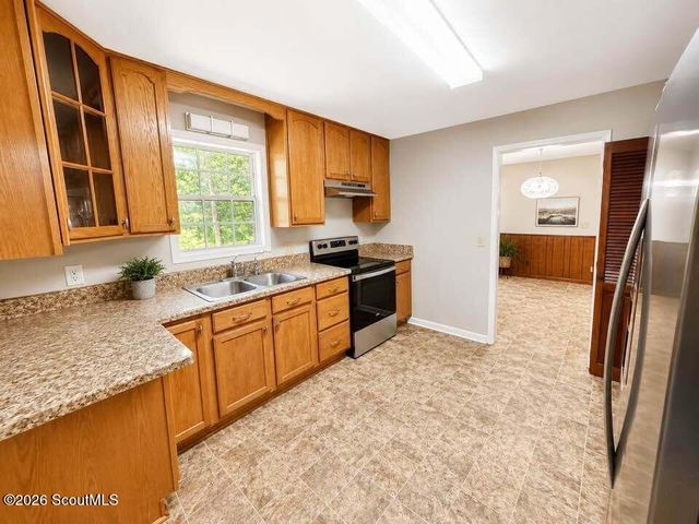 2329 Ware Street, Blackshear, GA 31516