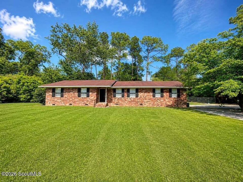 2329 Ware Street, Blackshear, GA 31516