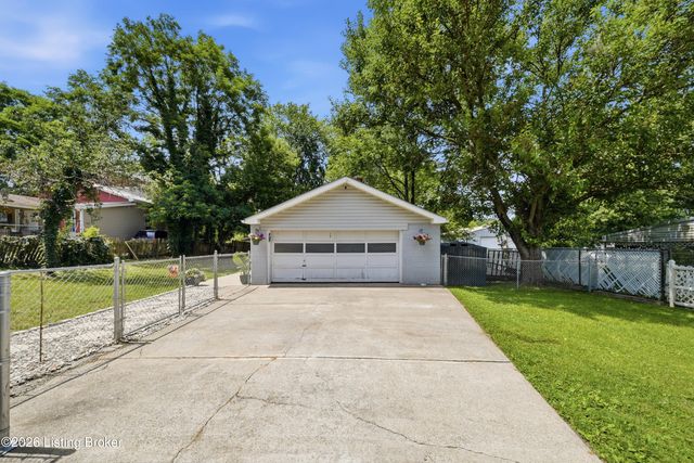 9712 Keys Ferry Rd, Fairdale, KY 40118